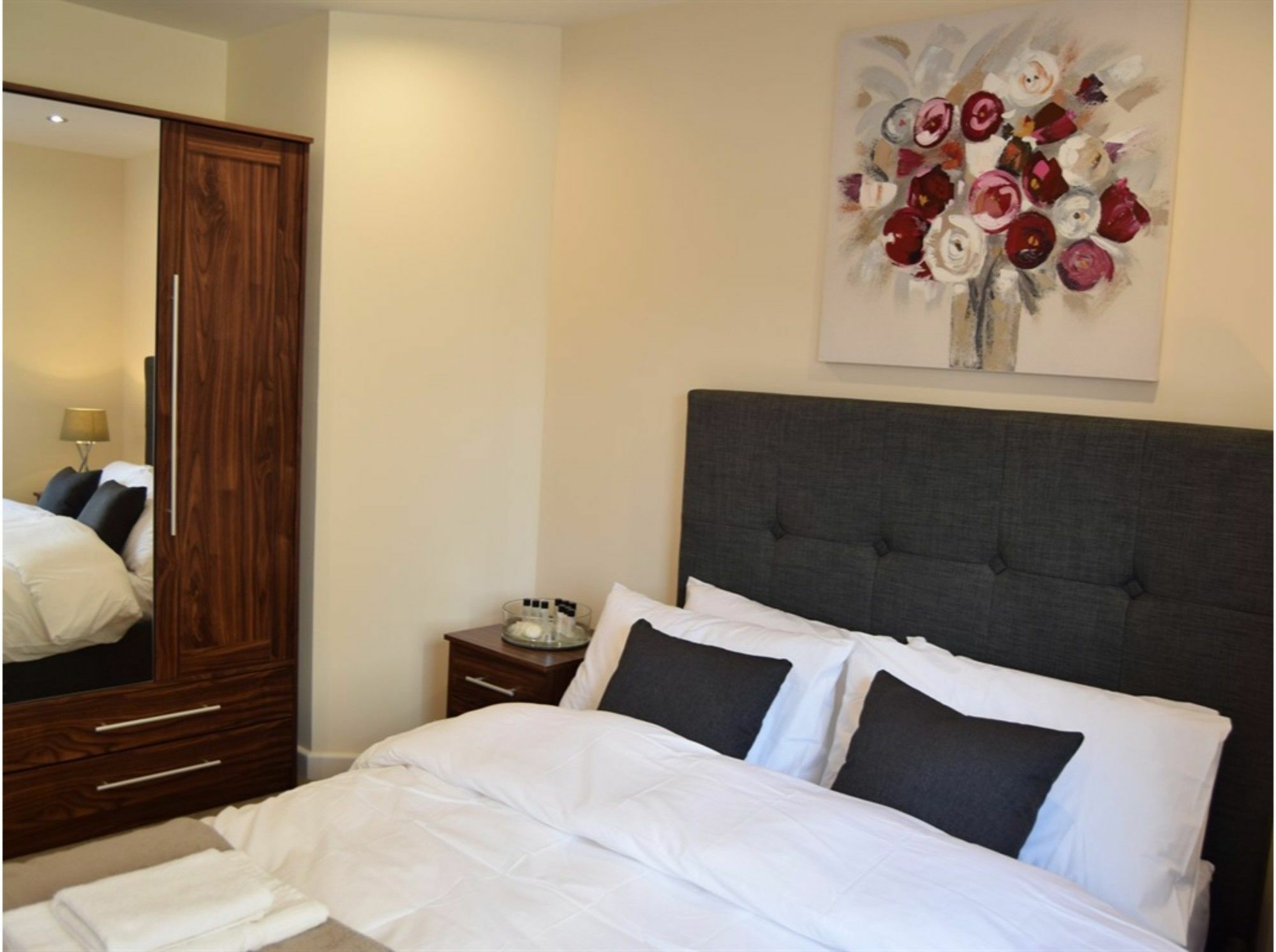 Morland Apartments - رومفورد المظهر الخارجي الصورة